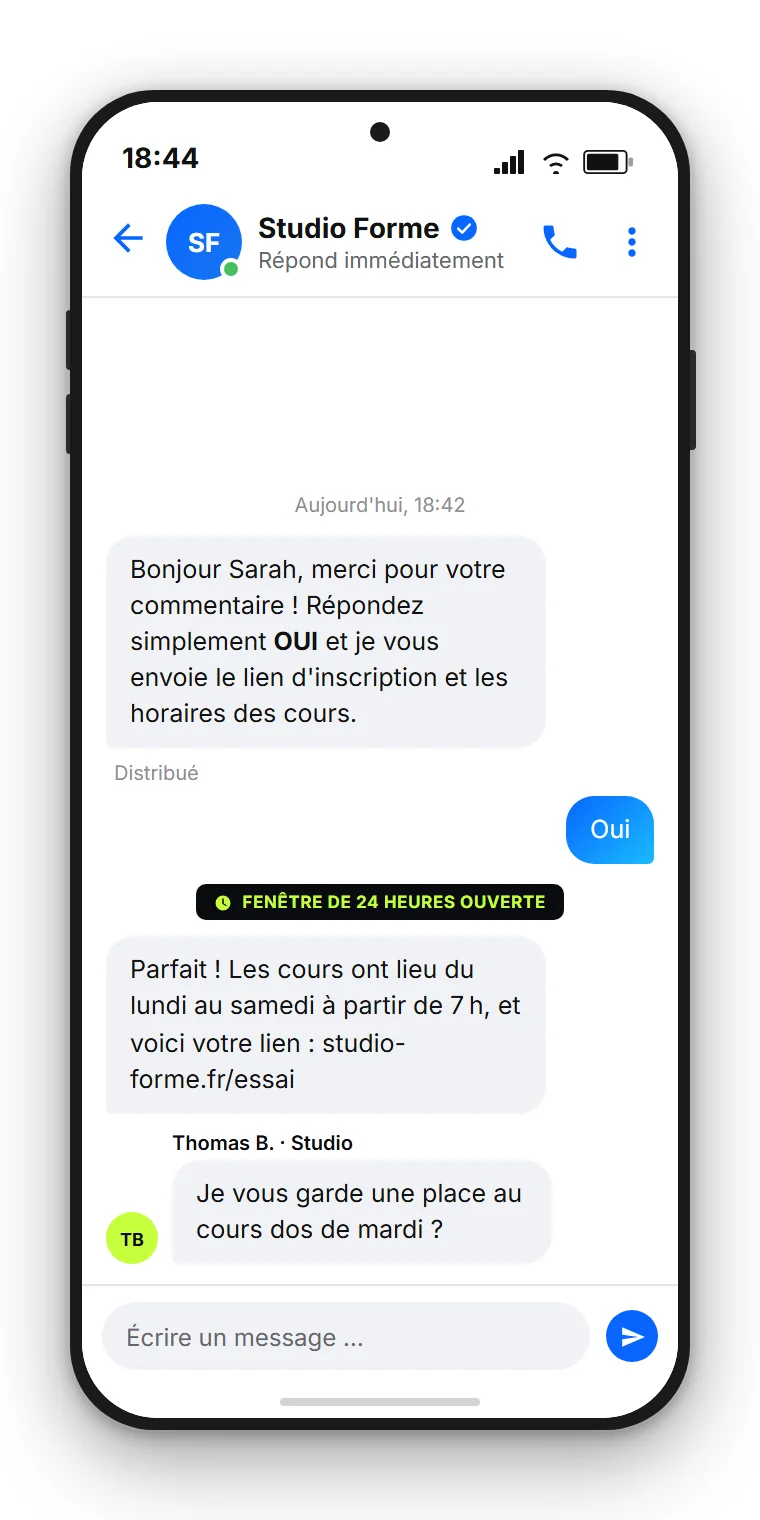 Exemple SendSeven : le message Facebook automatique demande une réponse courte, puis viennent le lien et la reprise par un membre de l'équipe
