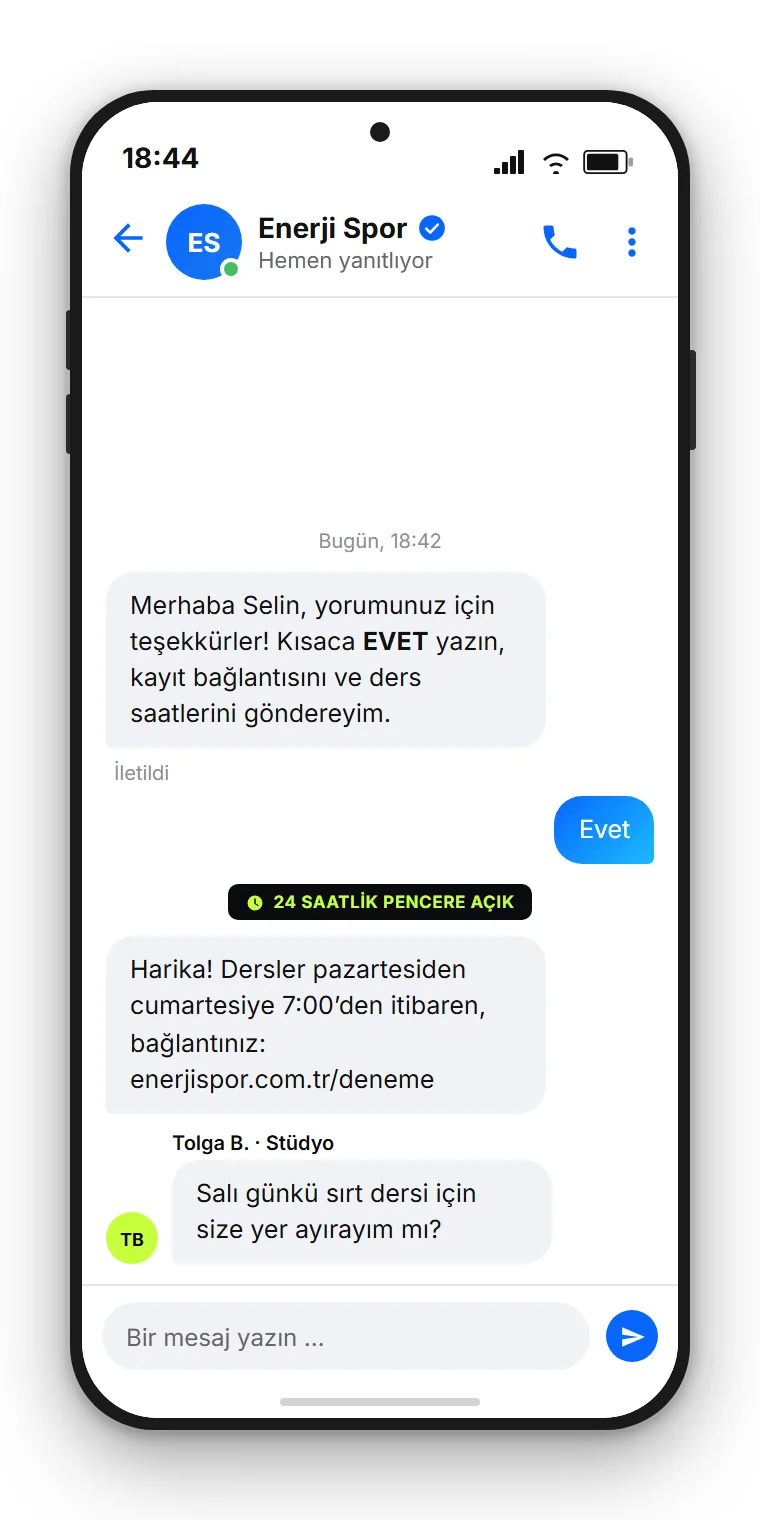 SendSeven örneği: Facebook'un otomatik mesajı kısa bir yanıt ister, ardından bağlantı gelir ve ekipten bir kişi devralır