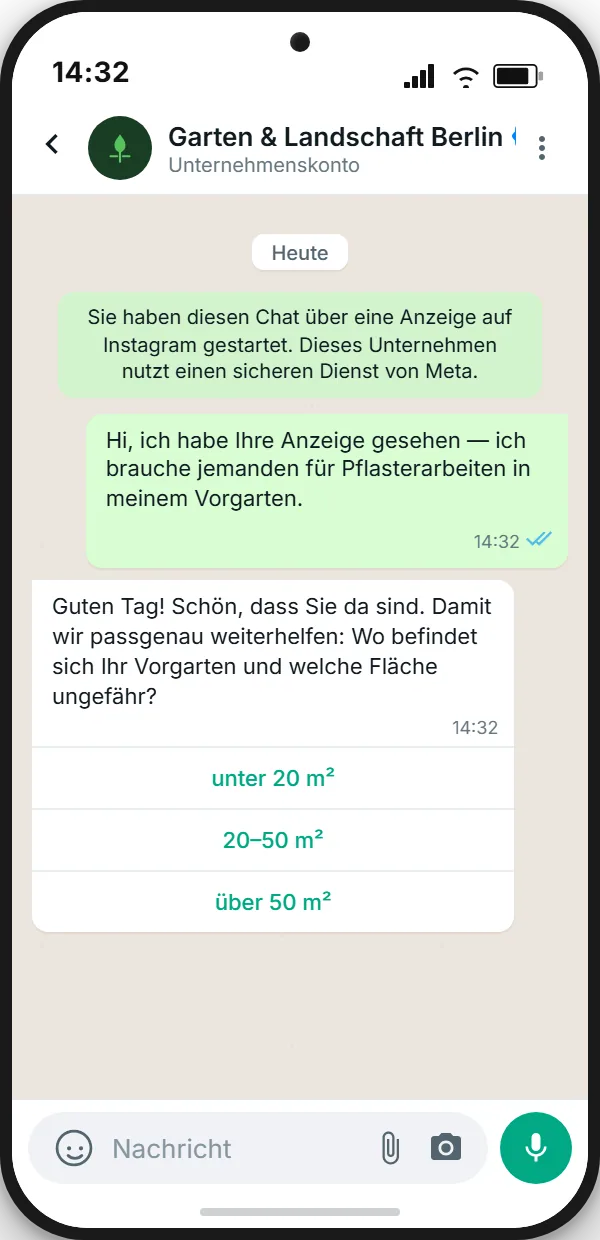 Réponse de bienvenue WhatsApp après Click-to-WhatsApp Ad — bot pose question qualificative avec boutons rapides